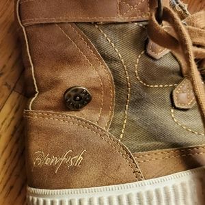 Blowfish mid-top sneakers from buckle